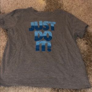 nike tee